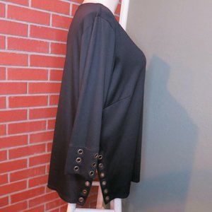 NWT Cato Womens Black Tunic Top Sz 22/24W Metal Grommets 20-inch Sleeves